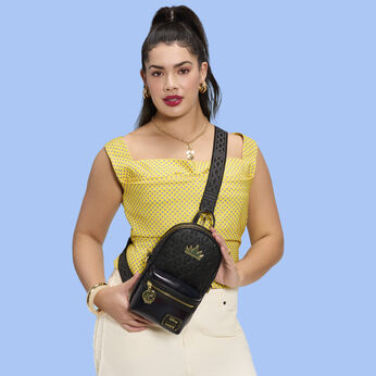 Snow White Evil Queen Sling Crossbody Bag, Image 2